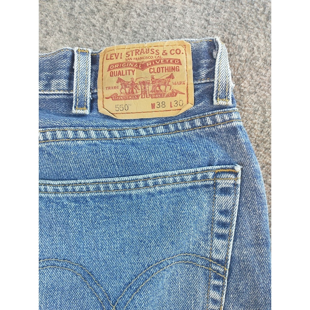 Levis 550 Relaxed Fit Blue Denim Jeans Mens 36x29 Medium Wash Tapered Leg 00550 - Picture 16 of 16